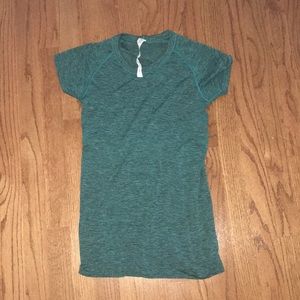 Lululemon Athletica Aqua Sports Tee
